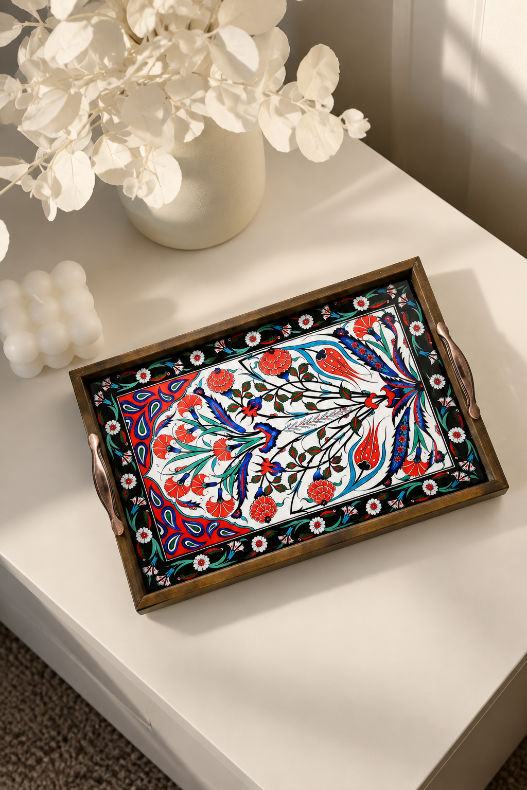25X40 Kırmızı Çiçekli Çini Tepsi