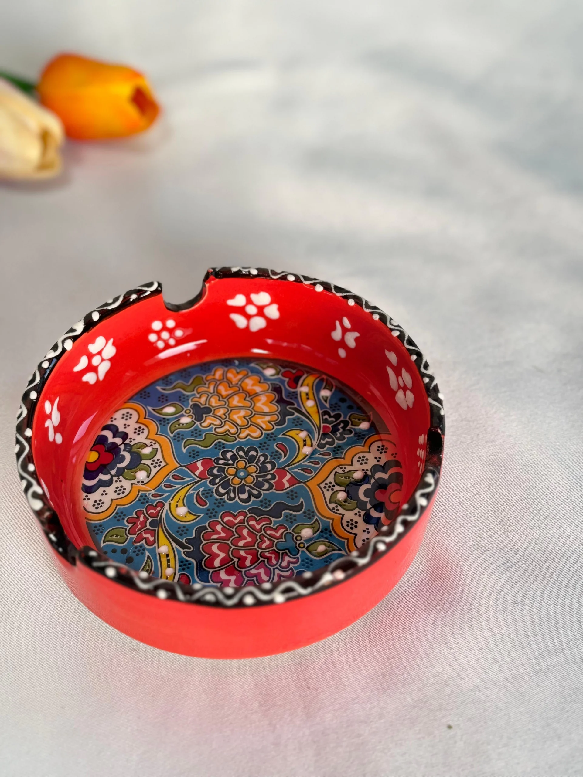 Büyük Kırmızı Küllük