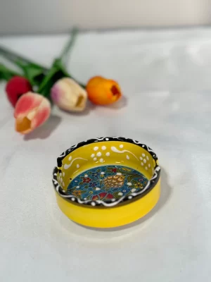 Alternative view of Küçük Sarı Çini Küllük