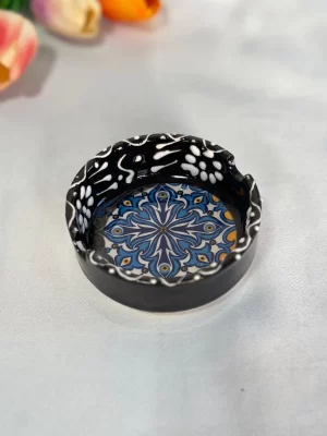 Küçük Siyah Çini Küllük