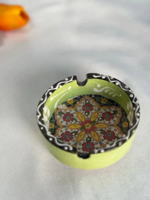 Alternative view of Küçük Yeşil Çini Küllük